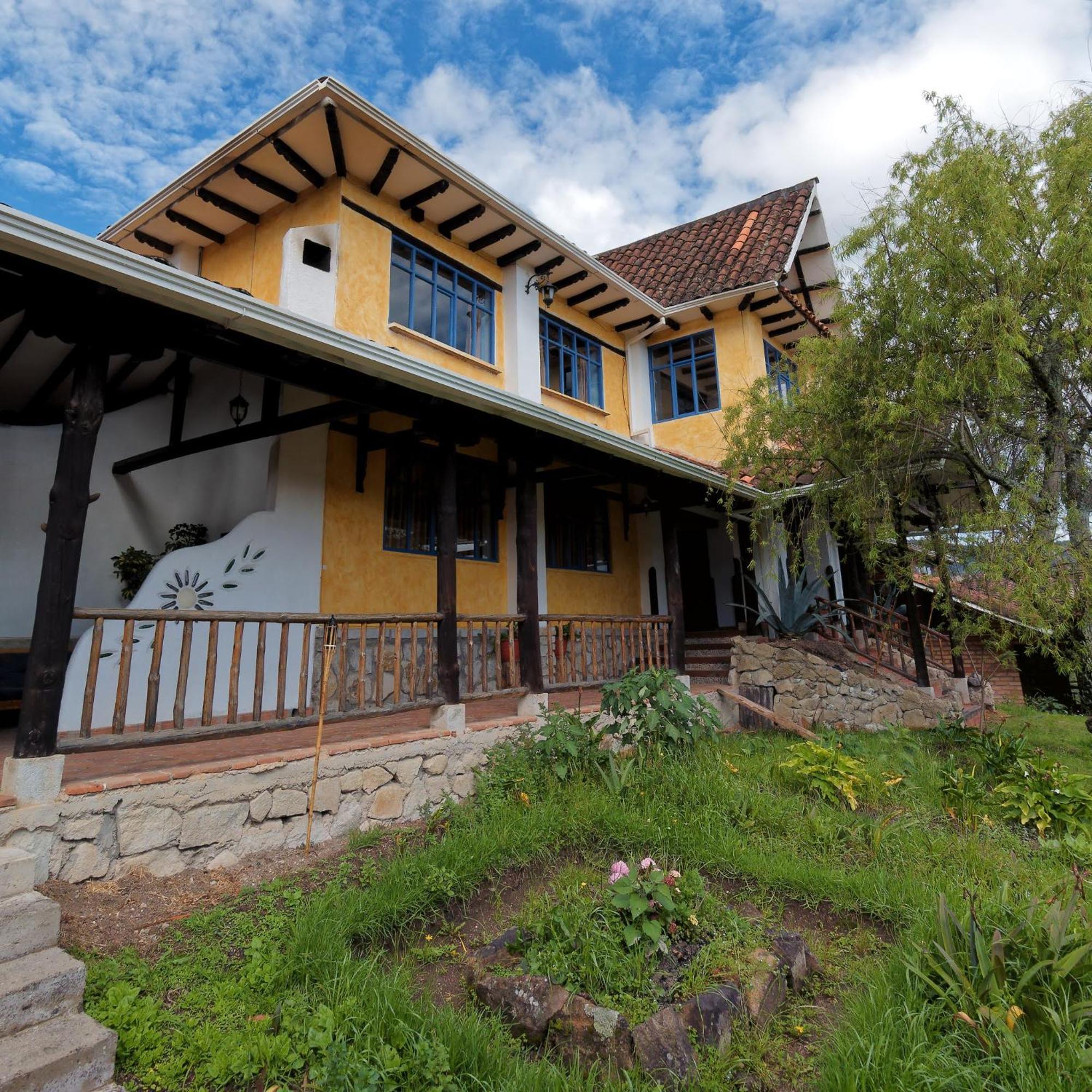 Hotel Achik Wasi Saraguro Exterior photo
